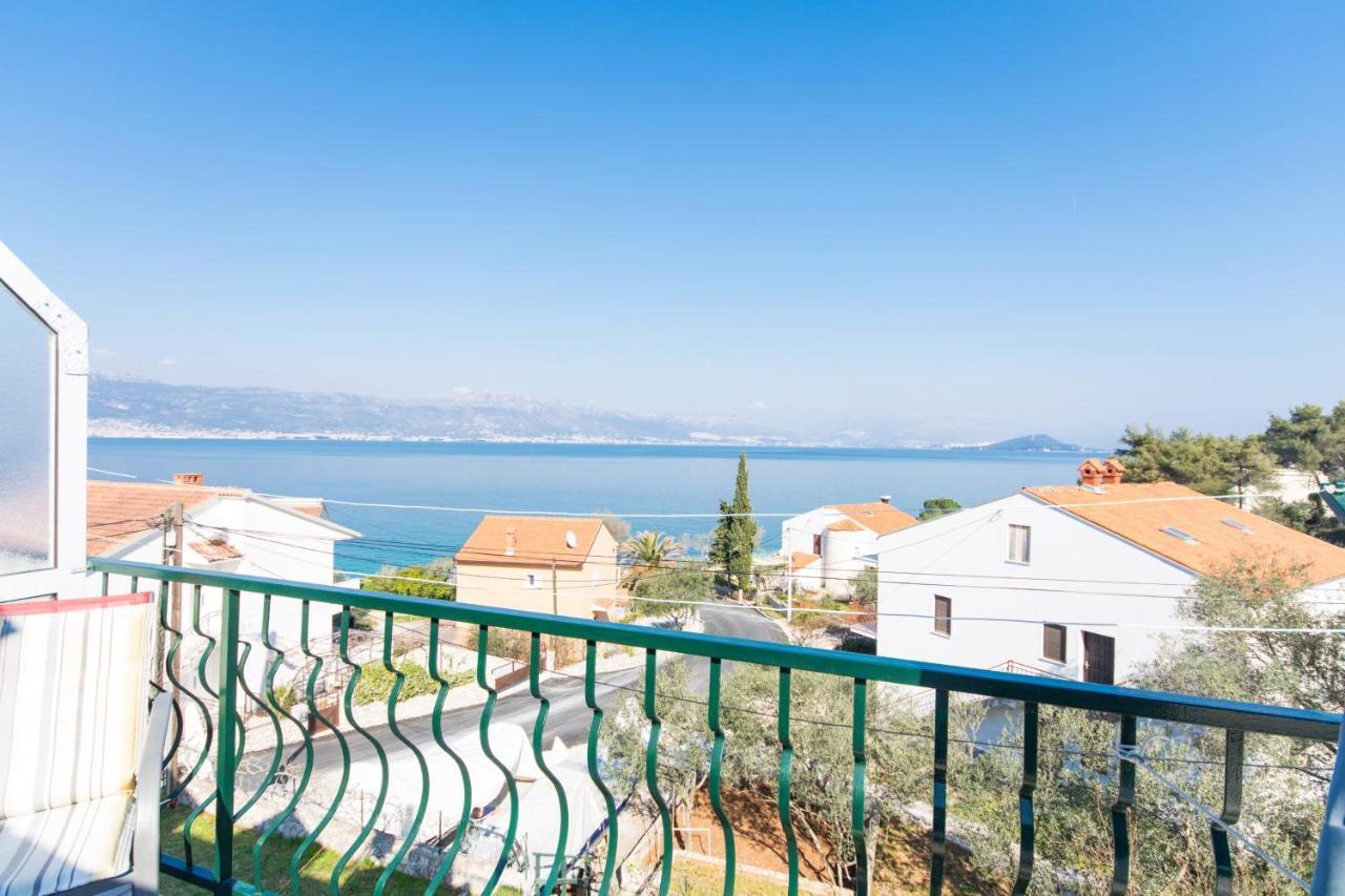 Apartments By The Sea Slatine, Ciovo - 1126 Traù Esterno foto