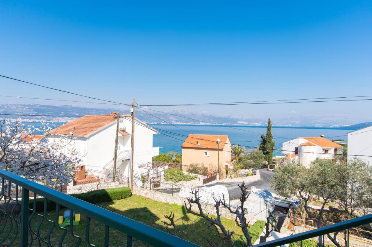 Apartments By The Sea Slatine, Ciovo - 1126 Traù Esterno foto