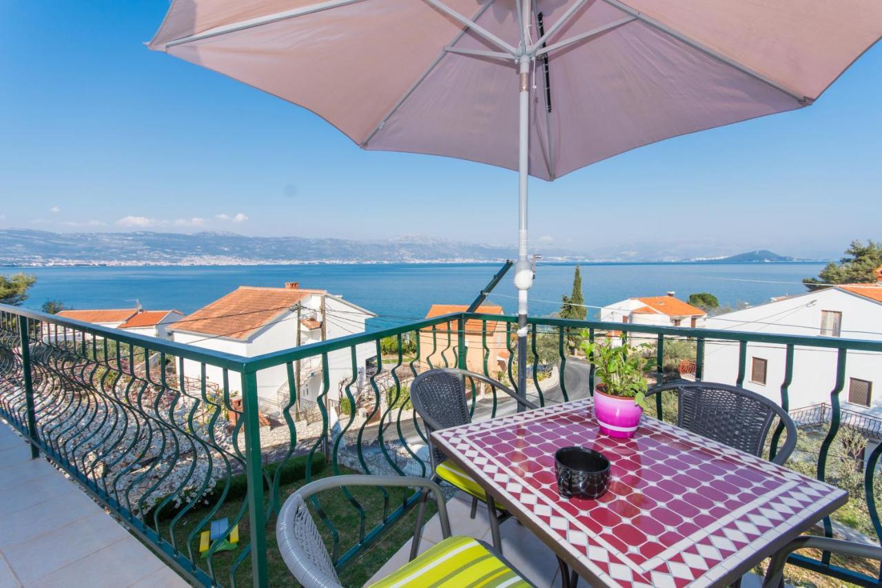 Apartments By The Sea Slatine, Ciovo - 1126 Traù Esterno foto
